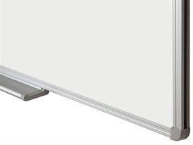 Vanerum ION Whiteboard Tavle med 30 cm Hylde 810/UG1212